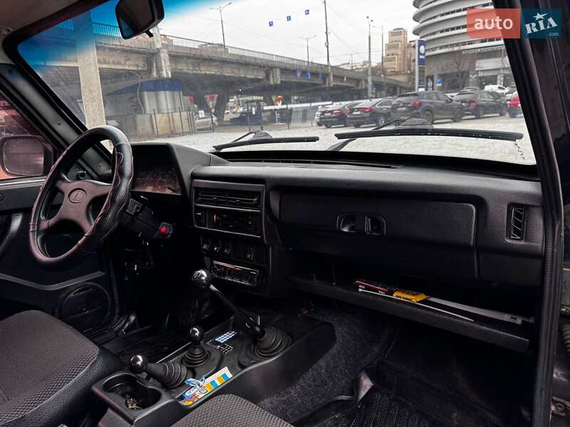 Внедорожник / Кроссовер ВАЗ / Lada 21214 / 4x4 2017 в Днепре