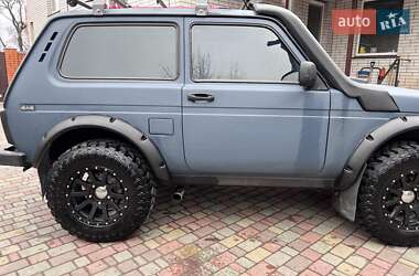 Внедорожник / Кроссовер ВАЗ 21214 / 4x4 2010 в 