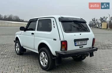 Позашляховик / Кросовер ВАЗ / Lada 21214 / 4x4 2010 в Чернівцях