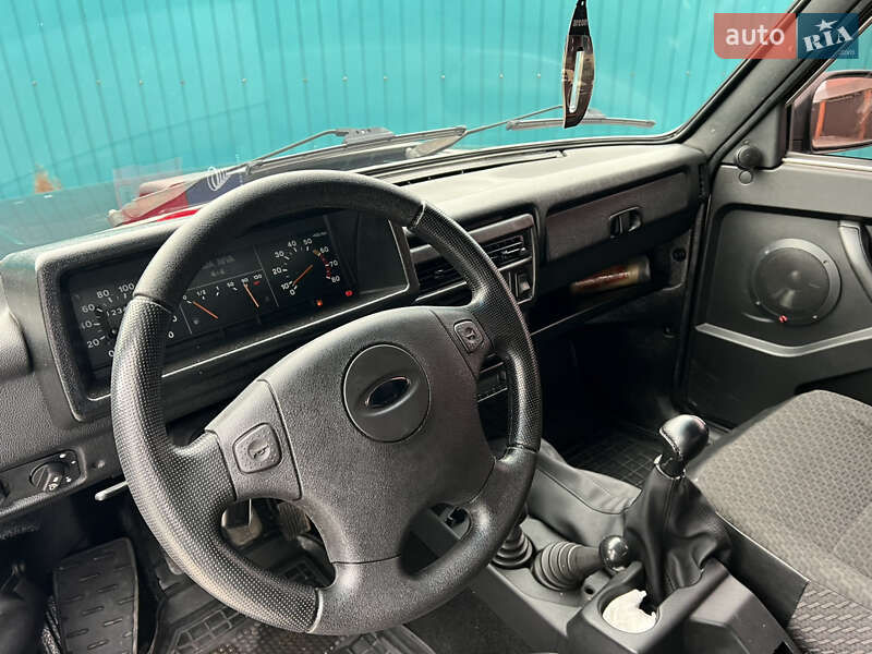 Внедорожник / Кроссовер ВАЗ / Lada 21214 / 4x4 2005 в Одессе