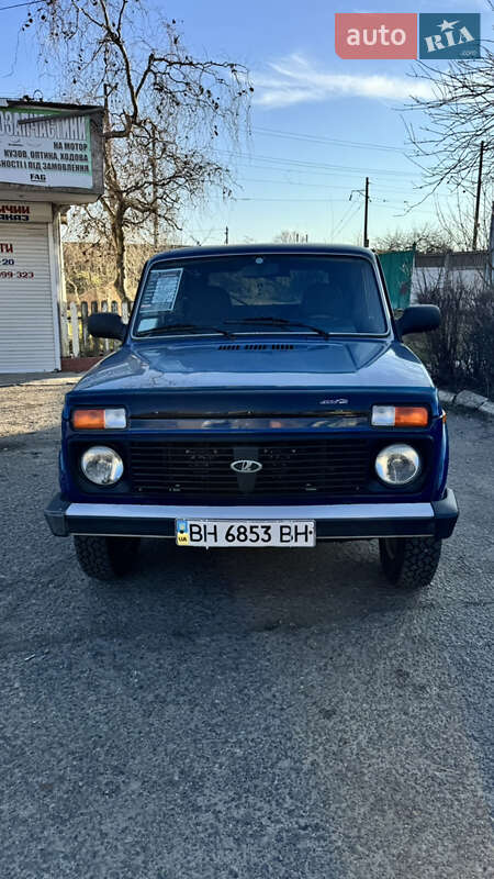 Внедорожник / Кроссовер ВАЗ / Lada 21214 / 4x4 2010 в Белгороде-Днестровском