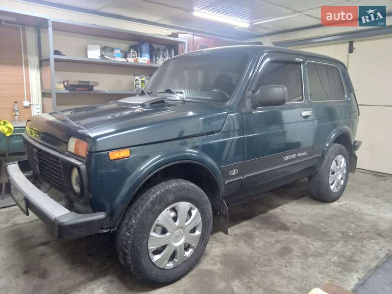 Позашляховик / Кросовер ВАЗ / Lada 21214 / 4x4 2010 в Дніпрі