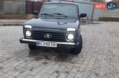 Внедорожник / Кроссовер ВАЗ 21214 / 4x4 2018 в 