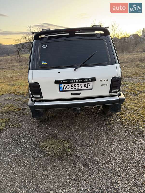 Внедорожник / Кроссовер ВАЗ / Lada 21214 / 4x4 2005 в Ужгороде