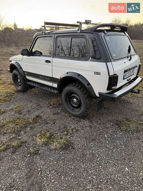 Внедорожник / Кроссовер ВАЗ / Lada 21214 / 4x4 2005 в Ужгороде