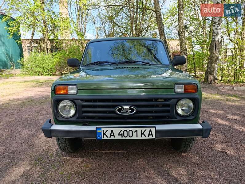 Внедорожник / Кроссовер ВАЗ / Lada 21214 / 4x4 2016 в Хмельнике