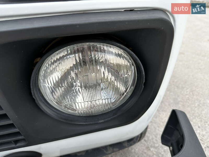 Внедорожник / Кроссовер ВАЗ / Lada 21214 / 4x4 2014 в Хмельнике