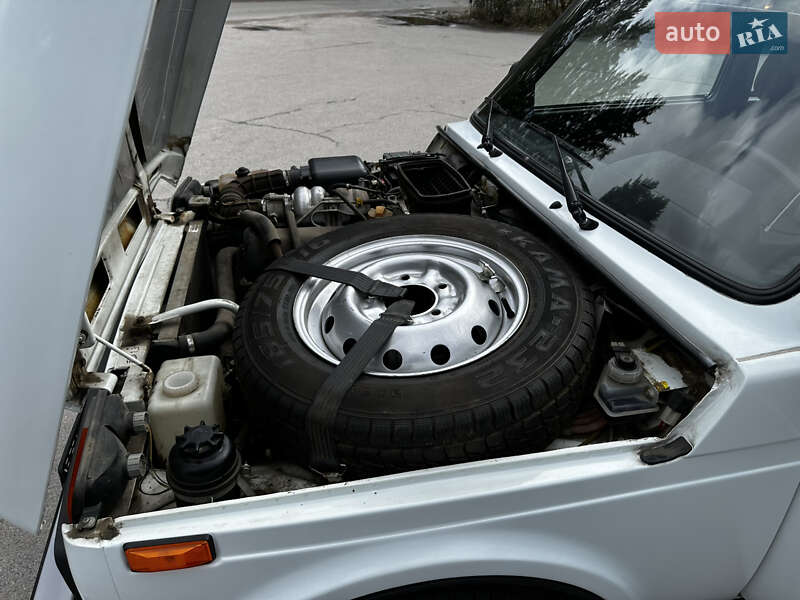 Внедорожник / Кроссовер ВАЗ / Lada 21214 / 4x4 2014 в Хмельнике
