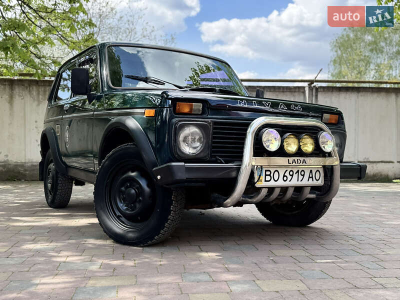 Позашляховик / Кросовер ВАЗ 21214 / 4x4 2009 в 