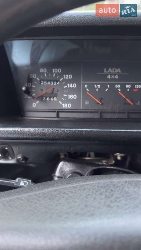 Позашляховик / Кросовер ВАЗ / Lada 21214 / 4x4 2008 в Львові