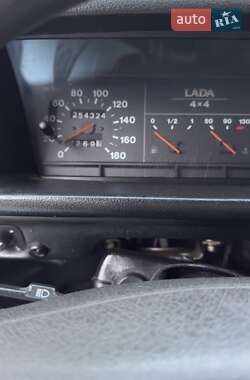 Позашляховик / Кросовер ВАЗ / Lada 21214 / 4x4 2008 в 