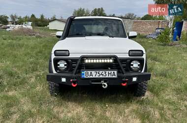 Позашляховик / Кросовер ВАЗ 21214 / 4x4 2008 в 