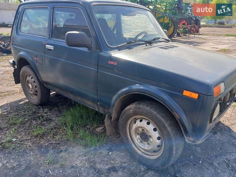 Внедорожник / Кроссовер ВАЗ / Lada 21214 / 4x4 2012 в Сумах