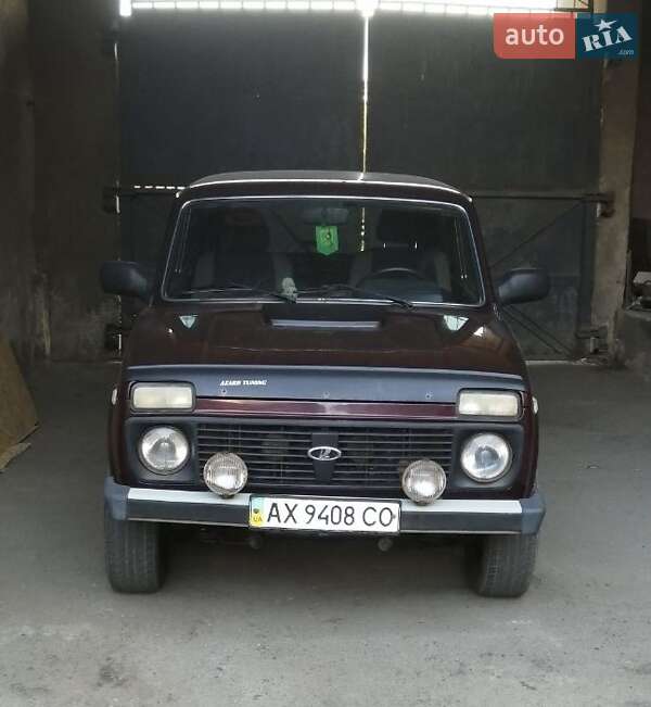 Внедорожник / Кроссовер ВАЗ / Lada 21214 / 4x4 2011 в Харькове