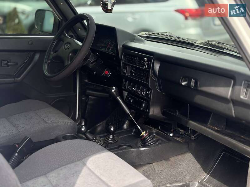 Внедорожник / Кроссовер ВАЗ / Lada 21214 / 4x4 2011 в Харькове