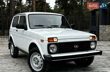Внедорожник / Кроссовер ВАЗ 21214 / 4x4 2014 в Ахтырке