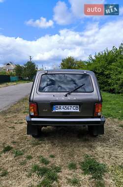 Внедорожник / Кроссовер ВАЗ 21214 / 4x4 2019 в 
