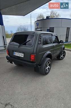 Внедорожник / Кроссовер ВАЗ 21214 / 4x4 2016 в 