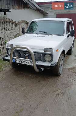 Позашляховик / Кросовер ВАЗ 21214 / 4x4 2007 в Золочеві