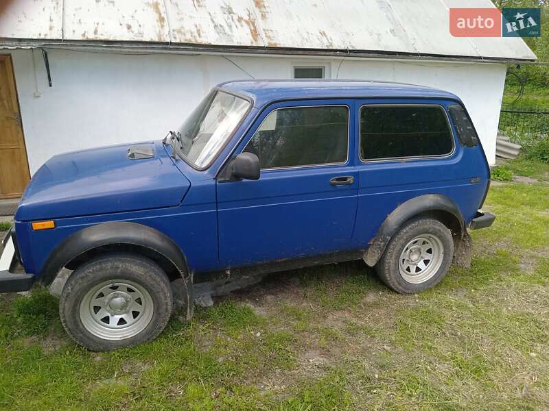 Позашляховик / Кросовер ВАЗ / Lada 21214 / 4x4 2006 в Новій Ушиці