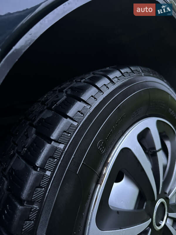 Внедорожник / Кроссовер ВАЗ / Lada 21214 / 4x4 2012 в Золочеве