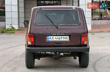 Позашляховик / Кросовер ВАЗ 21214 / 4x4 2011 в 