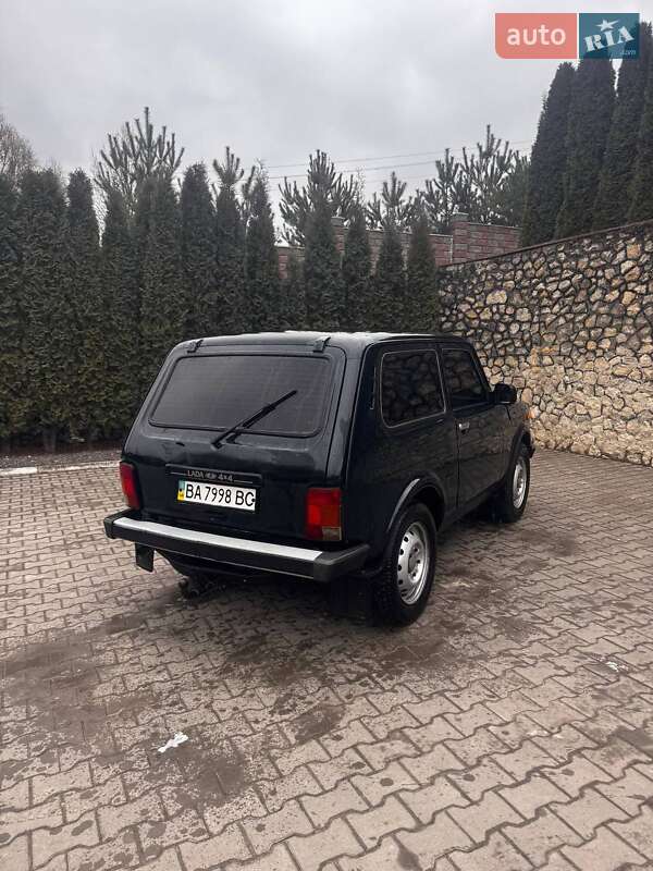 Внедорожник / Кроссовер ВАЗ / Lada 21214 / 4x4 2013 в Подволочиске