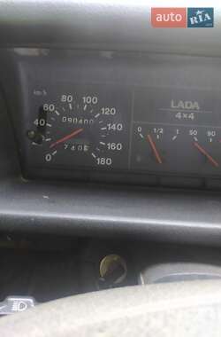 Позашляховик / Кросовер ВАЗ 21214 / 4x4 2007 в 