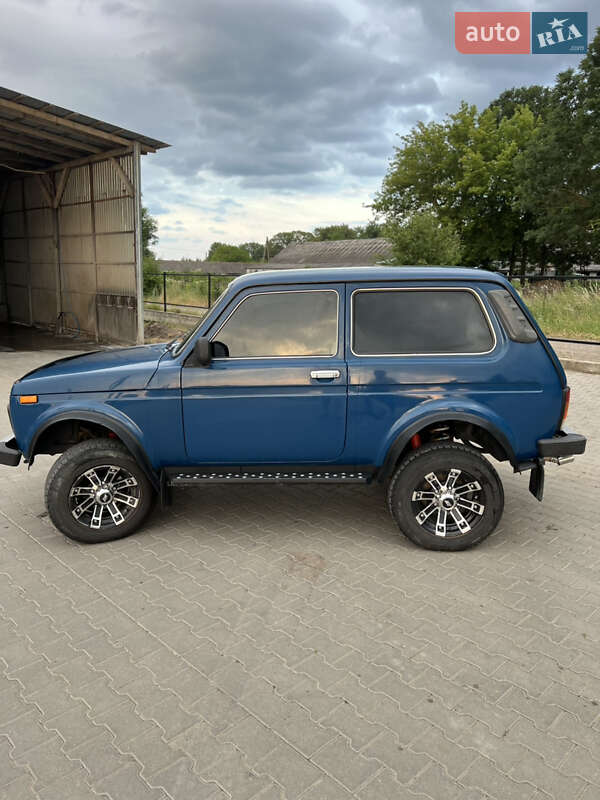 Позашляховик / Кросовер ВАЗ / Lada 21214 / 4x4 2013 в Снятині