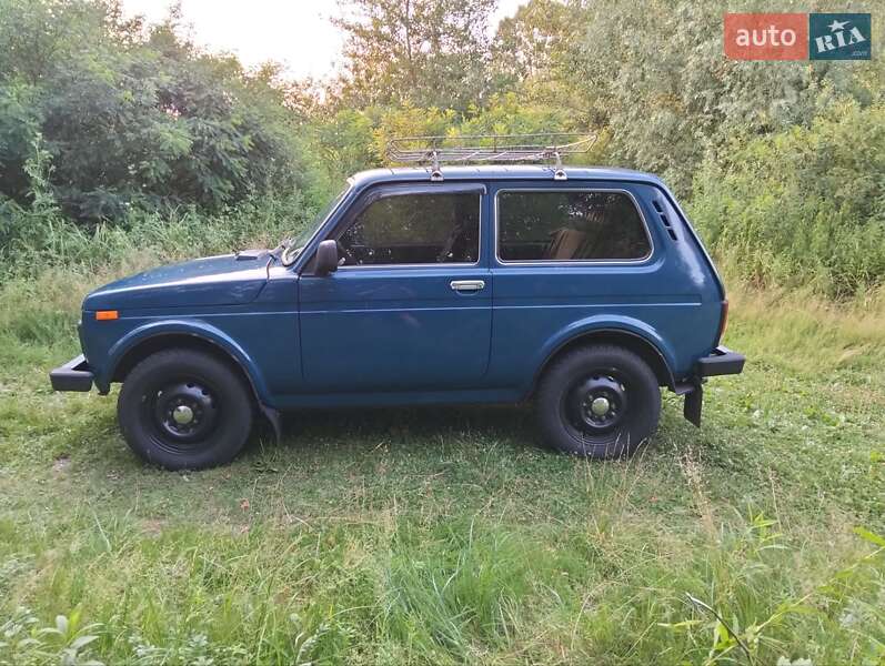 Внедорожник / Кроссовер ВАЗ / Lada 21214 / 4x4 2012 в Кременчуге