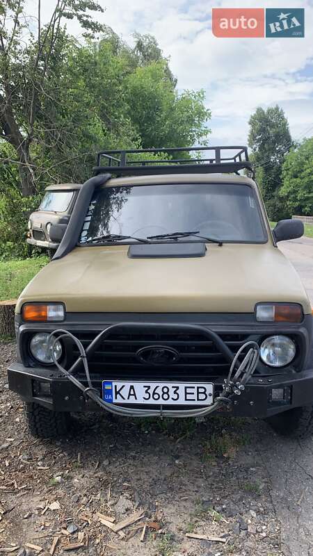 Внедорожник / Кроссовер ВАЗ / Lada 21214 / 4x4 2012 в Пирятине