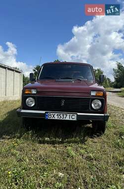 Позашляховик / Кросовер ВАЗ 21214 / 4x4 2006 в Деражні