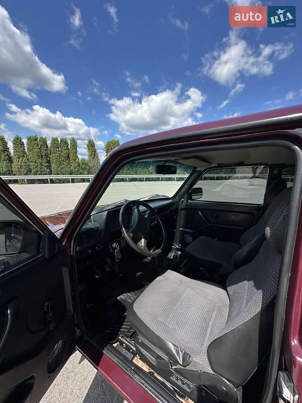 Внедорожник / Кроссовер ВАЗ / Lada 21214 / 4x4 2011 в Киеве