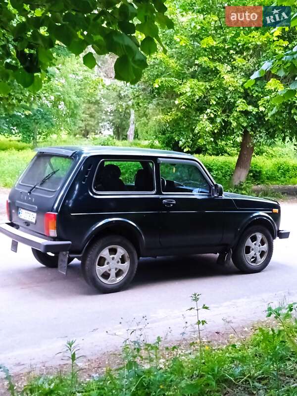 Внедорожник / Кроссовер ВАЗ / Lada 21214 / 4x4 2016 в Ямполе фото 5 Внедорожник / Кроссовер ВАЗ / Lada 21214 / 4x4 2016 в Ямполе