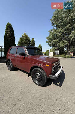 Внедорожник / Кроссовер ВАЗ 21214 / 4x4 2012 в 