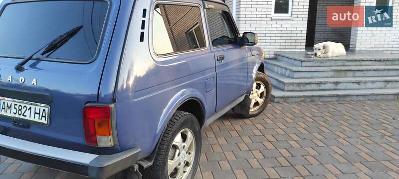 Позашляховик / Кросовер ВАЗ / Lada 21214 / 4x4 2017 в Житомирі