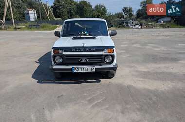 Позашляховик / Кросовер ВАЗ 21214 / 4x4 2019 в Славуті