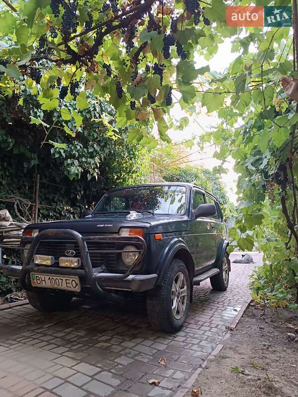Внедорожник / Кроссовер ВАЗ / Lada 21214 / 4x4 2013 в Одессе
