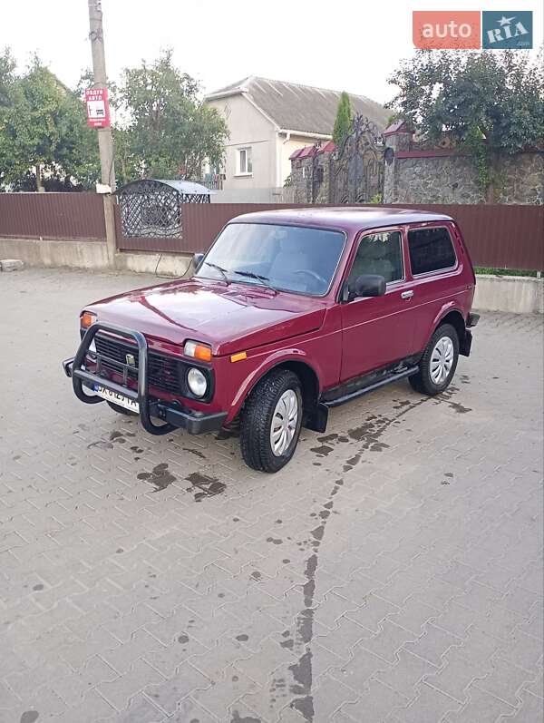 Внедорожник / Кроссовер ВАЗ 21214 / 4x4 2010 в 