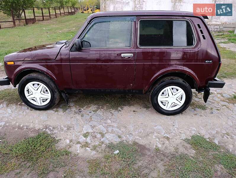 Внедорожник / Кроссовер ВАЗ / Lada 21214 / 4x4 2011 в Вольнянске