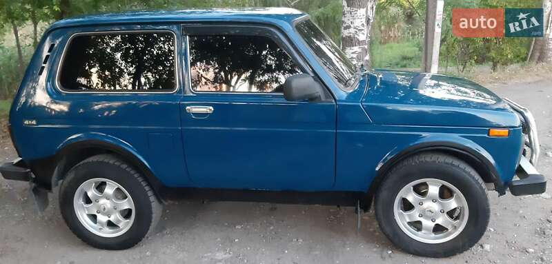 Внедорожник / Кроссовер ВАЗ 21214 / 4x4 2011 в 