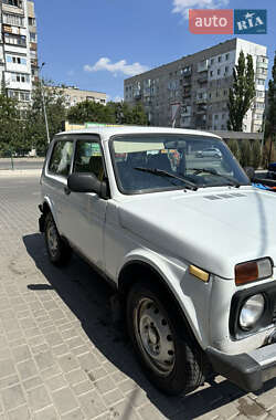 Внедорожник / Кроссовер ВАЗ 21214 / 4x4 2015 в 