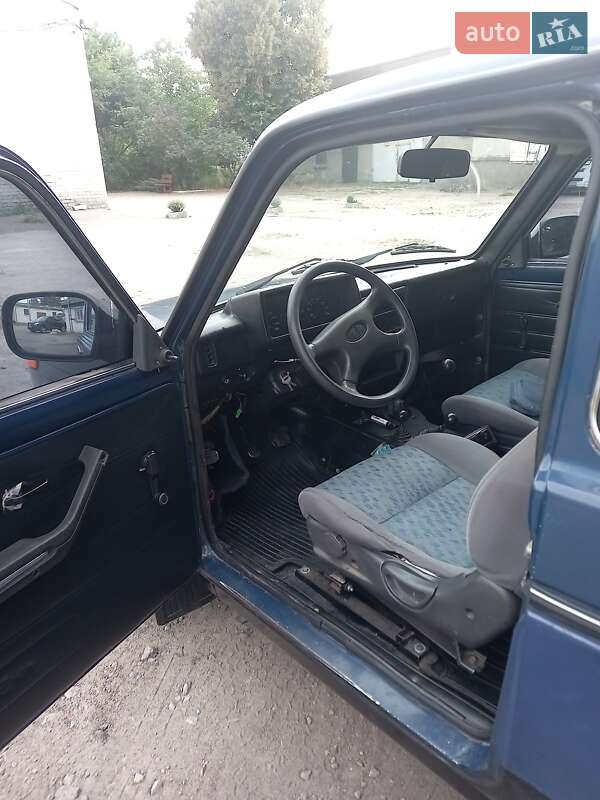 Позашляховик / Кросовер ВАЗ / Lada 21214 / 4x4 2009 в Золотоноші