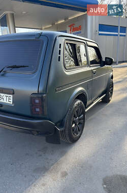 Внедорожник / Кроссовер ВАЗ 21214 / 4x4 2006 в 