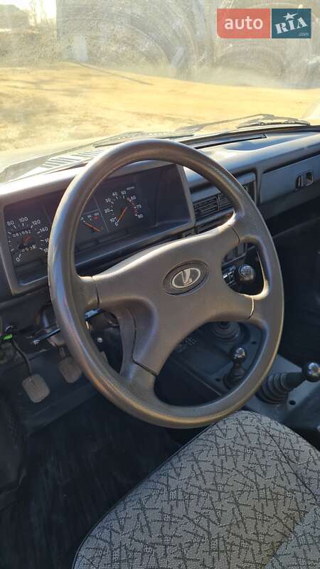 Позашляховик / Кросовер ВАЗ / Lada 21214 / 4x4 2008 в Глухові