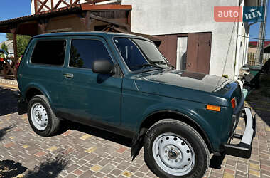 Позашляховик / Кросовер ВАЗ 21214 / 4x4 2011 в Хмільнику