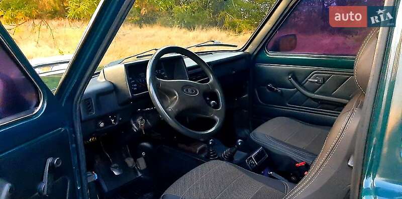 Внедорожник / Кроссовер ВАЗ / Lada 21214 / 4x4 2007 в Захарьевке