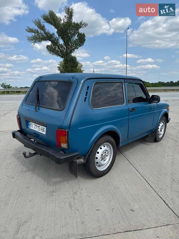 Внедорожник / Кроссовер ВАЗ / Lada 21214 / 4x4 2012 в Дергачах