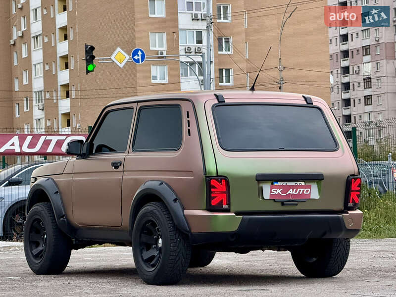 Позашляховик / Кросовер ВАЗ / Lada 21214 / 4x4 2014 в Києві фото 14 Позашляховик / Кросовер ВАЗ / Lada 21214 / 4x4 2014 в Києві