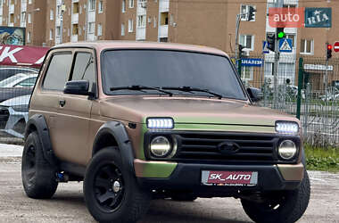 Позашляховик / Кросовер ВАЗ 21214 / 4x4 2014 в 